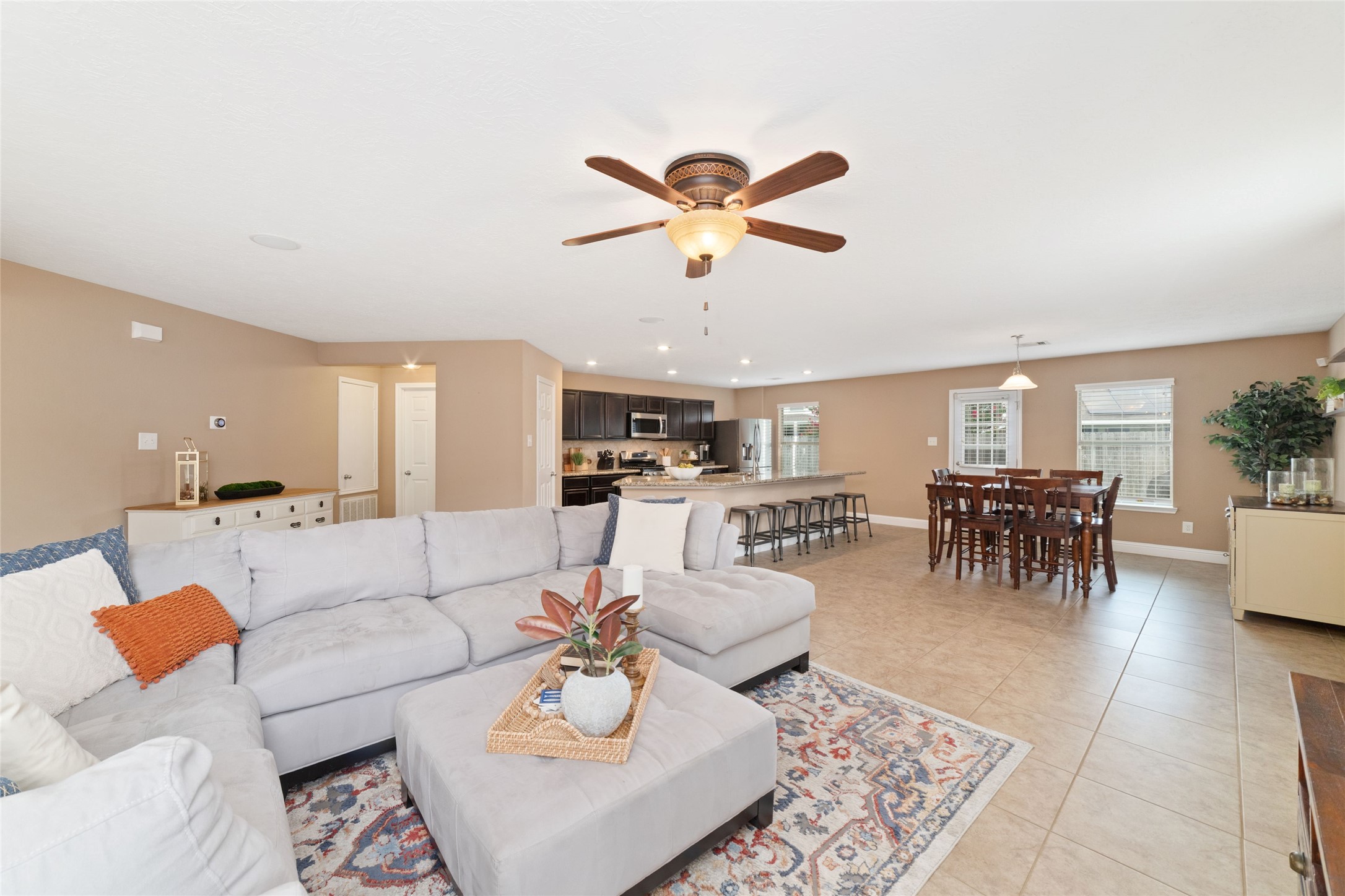 16110 Peach Bluff Lane Property Photo 12