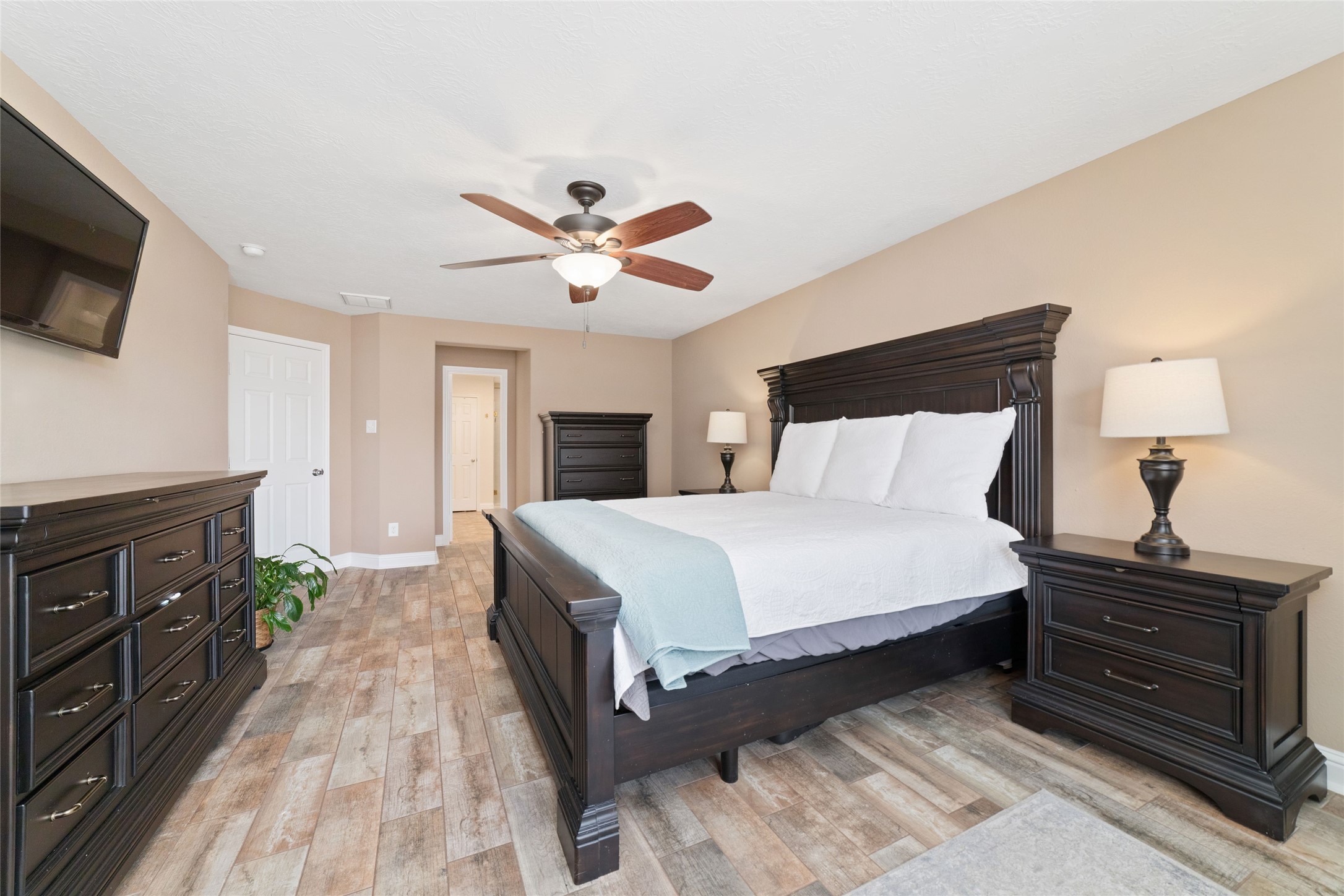 16110 Peach Bluff Lane Property Photo 19