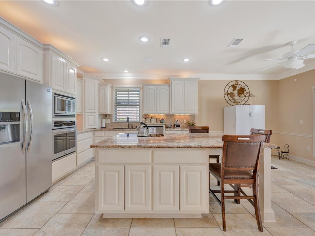 4508 Champions Drive Property Photo 8