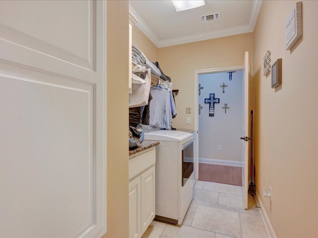4508 Champions Drive Property Photo 20