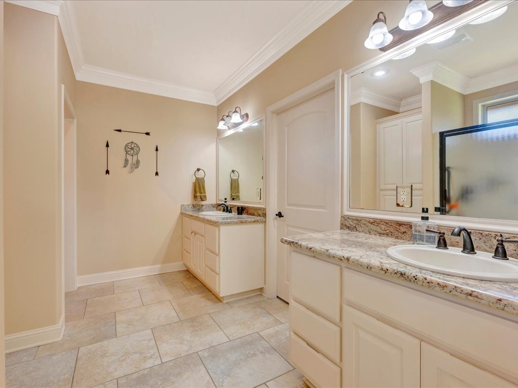 4508 Champions Drive Property Photo 24