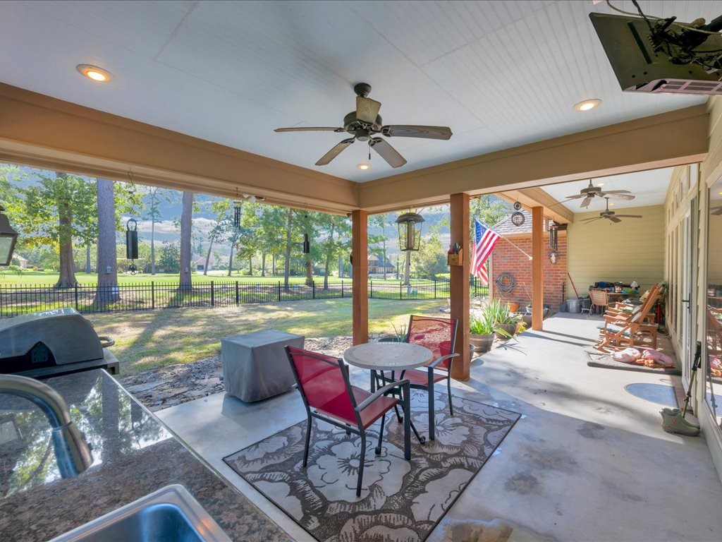 4508 Champions Drive Property Photo 34