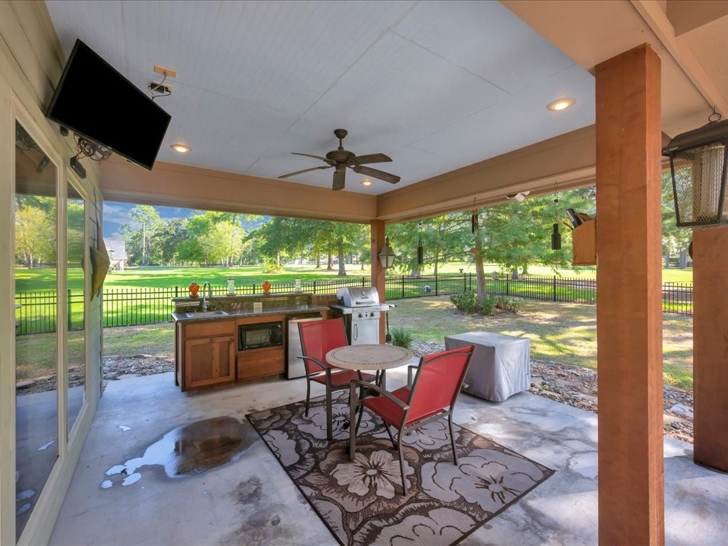 4508 Champions Drive Property Photo 35