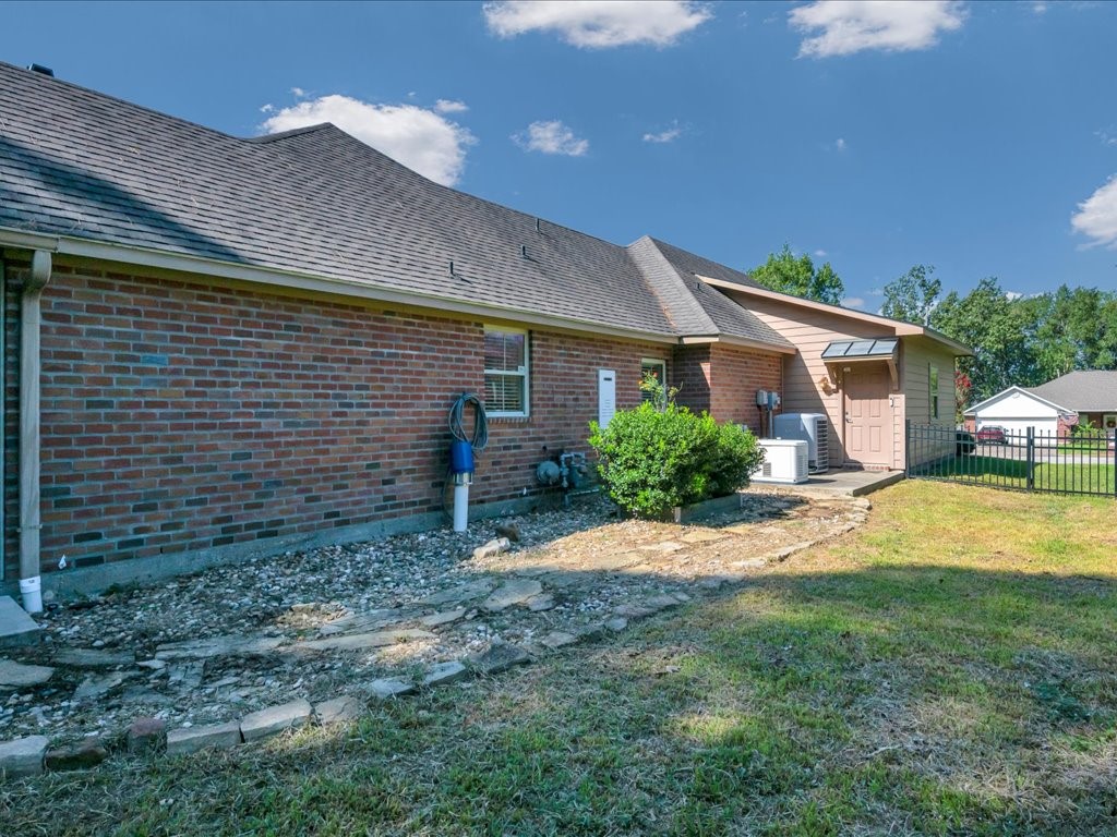 4508 Champions Drive Property Photo 37