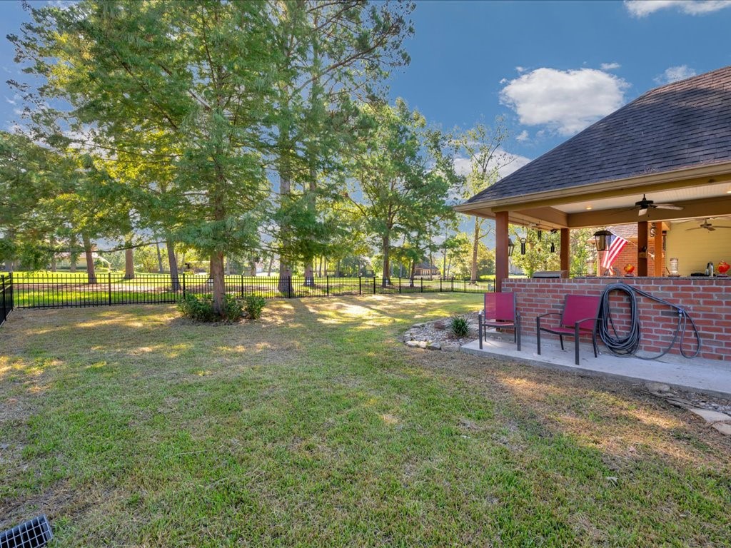 4508 Champions Drive Property Photo 38