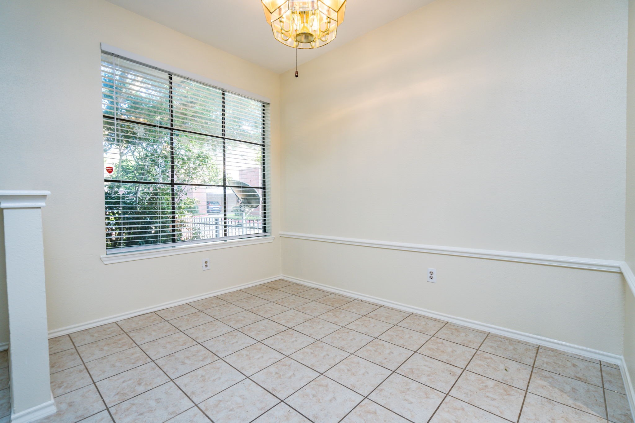 1103 Dulles Avenue 402 Property Photo 5