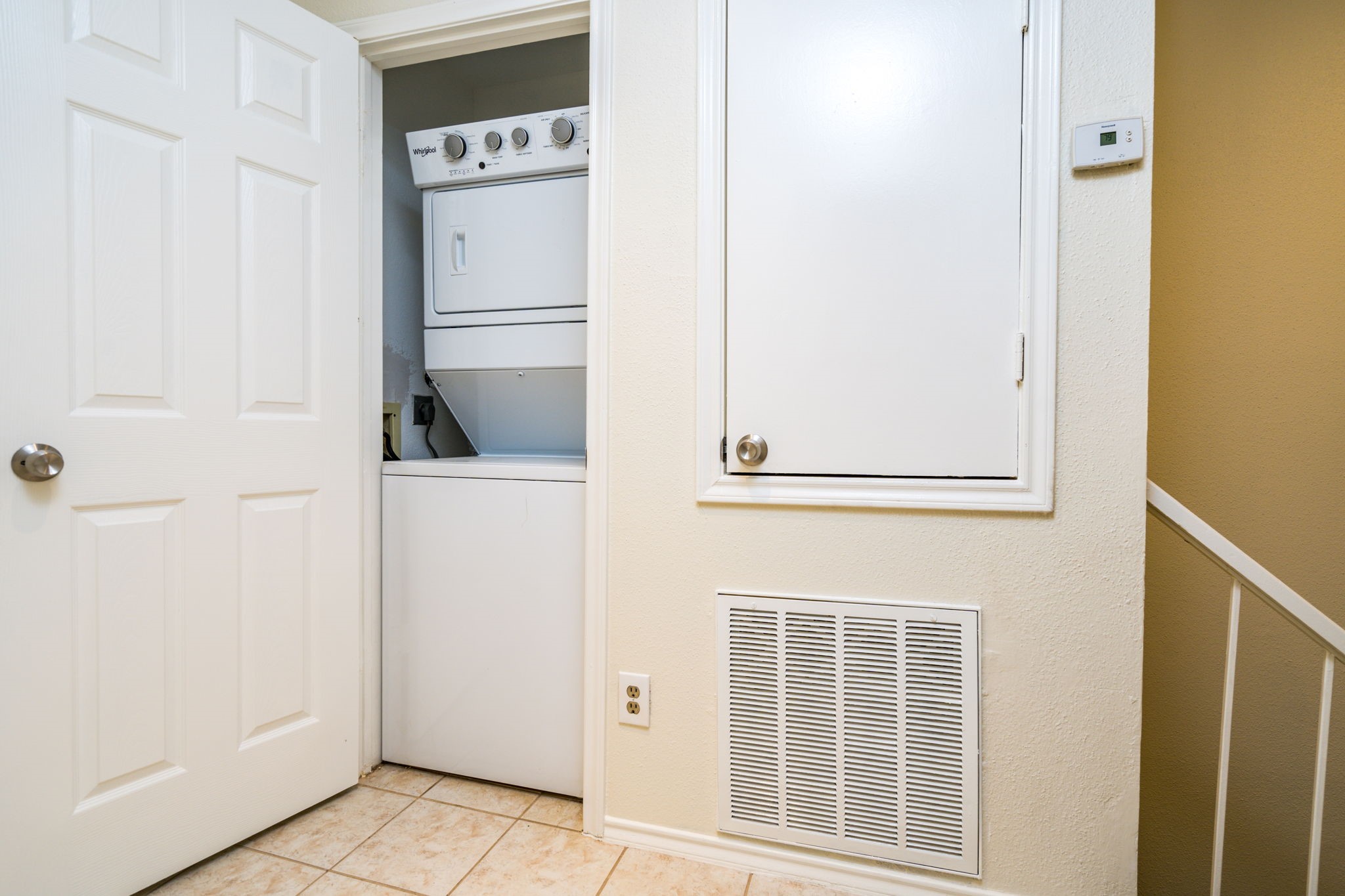 1103 Dulles Avenue 402 Property Photo 16