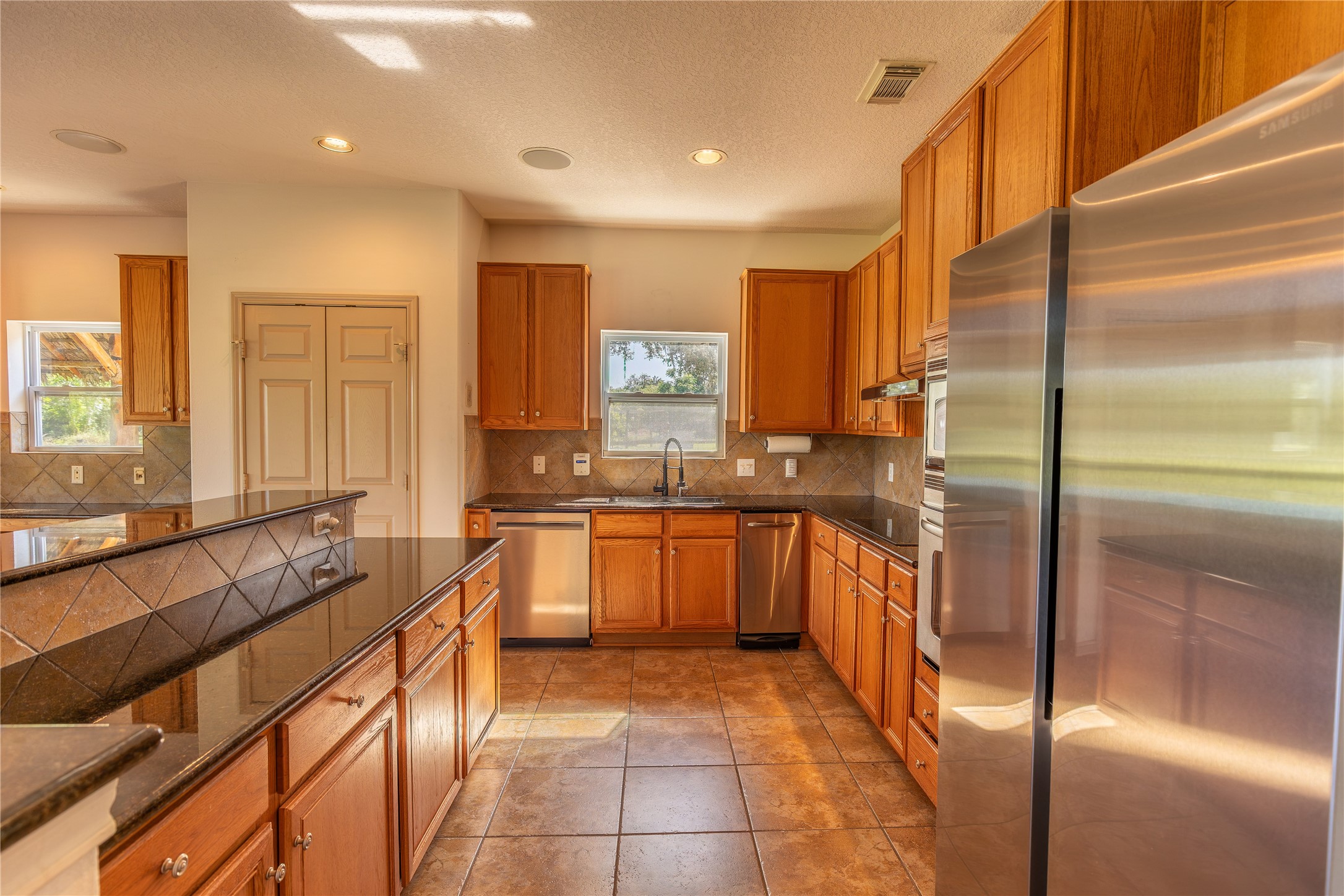 1081 Yaupon Creek Estates Drive Property Photo 8