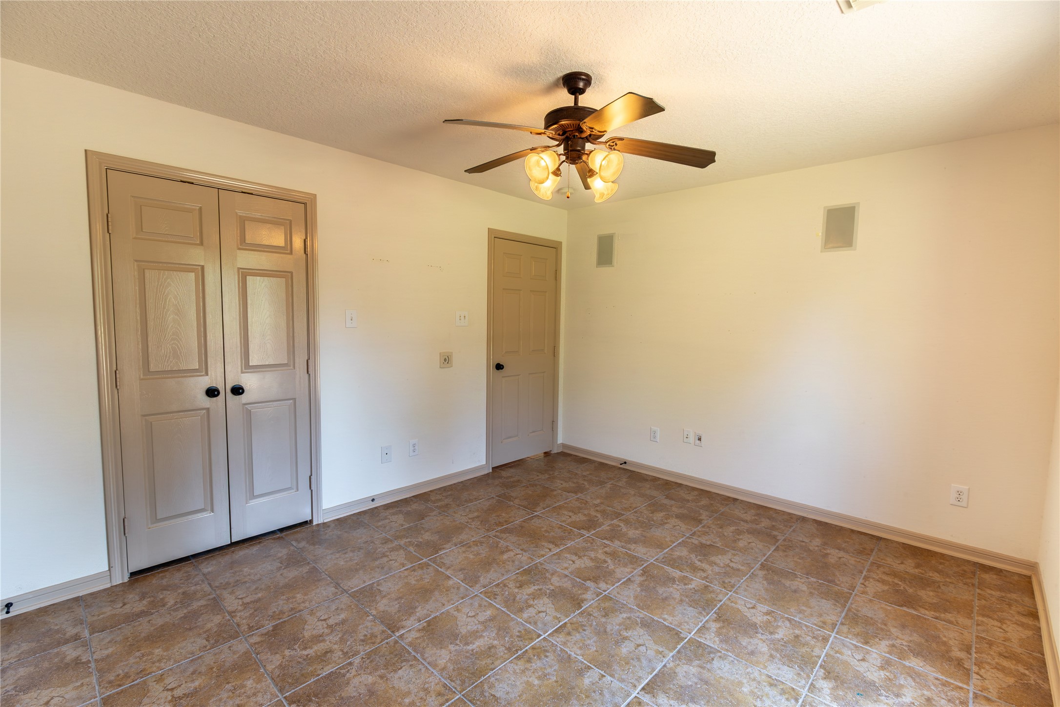 1081 Yaupon Creek Estates Drive Property Photo 13