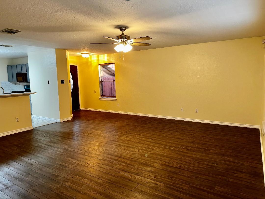 1375 Hitchin Lane Property Photo 11