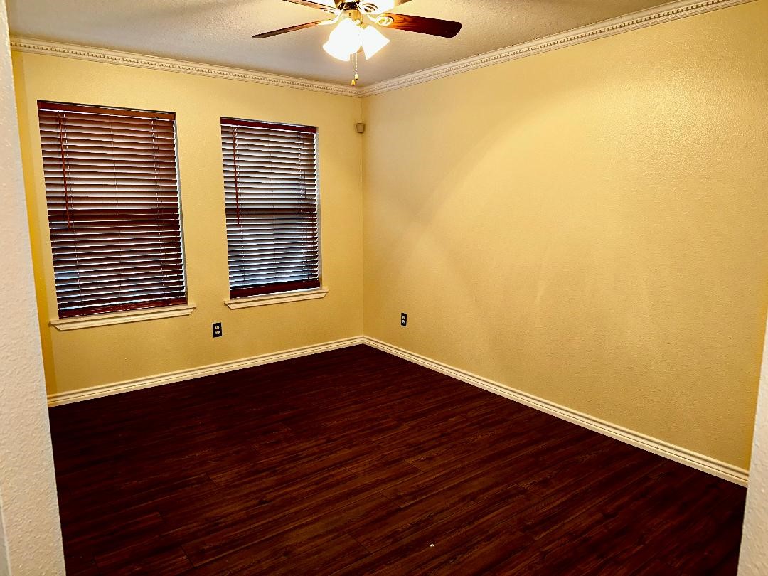 1375 Hitchin Lane Property Photo 12