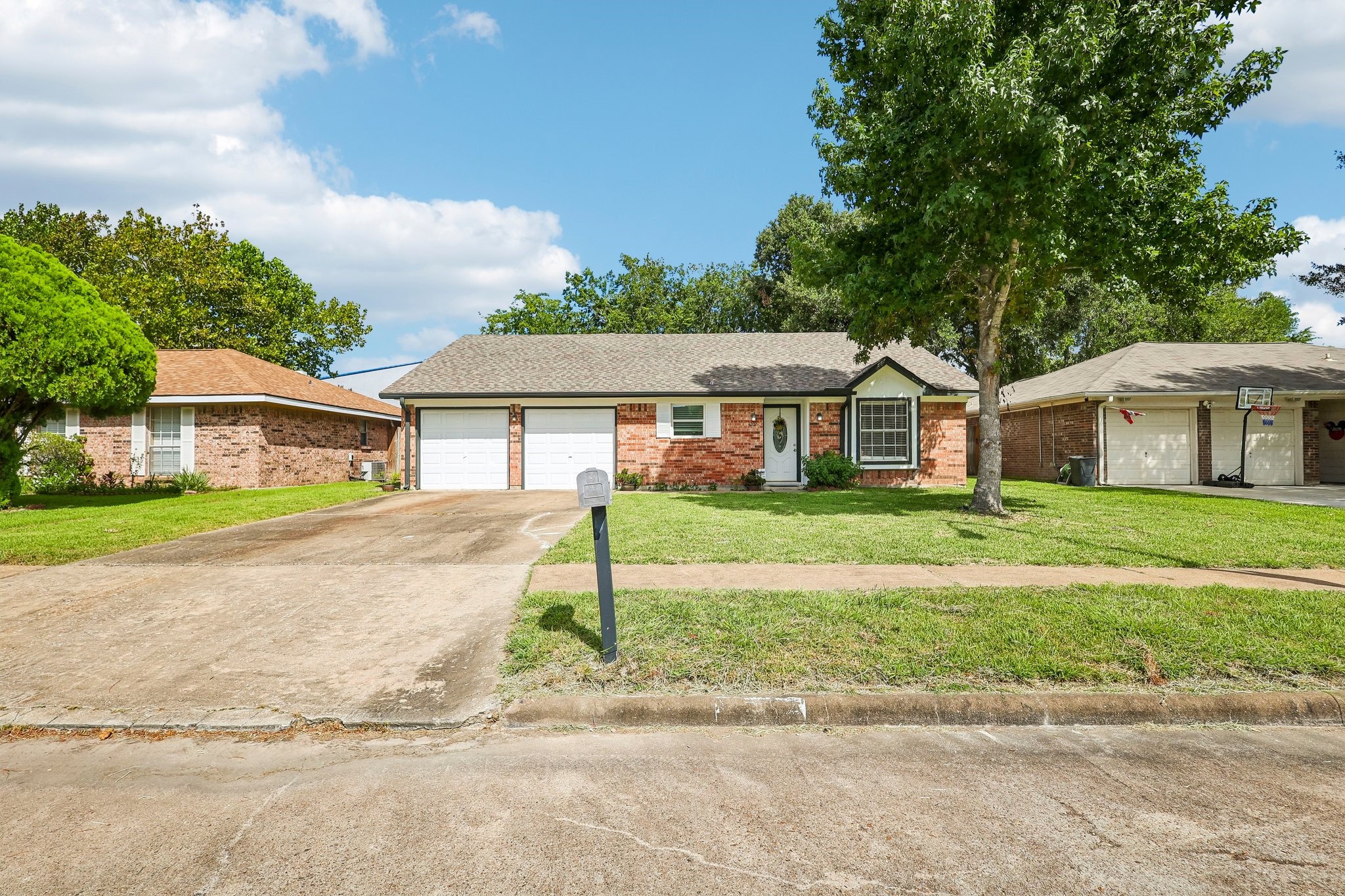 4202 Townes Forest Road Property Photo 1