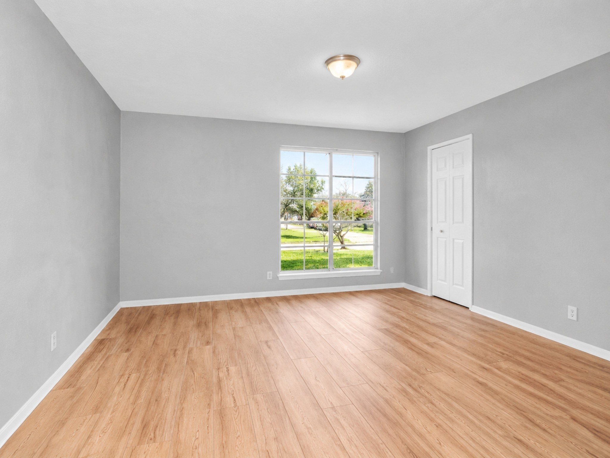 1311 Creek Hollow Drive Property Photo 6