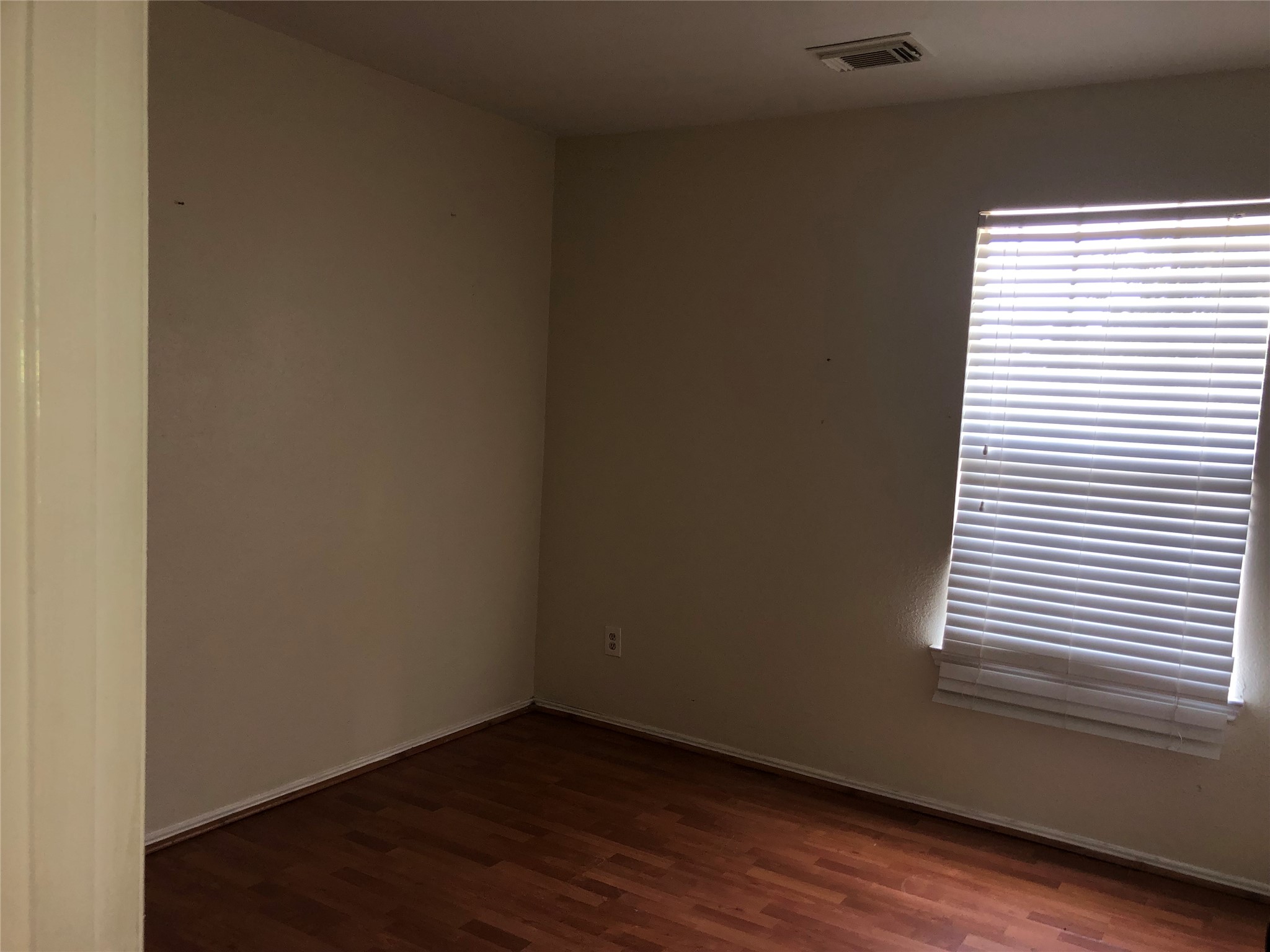 9515 Eaglewood Spring Drive Property Photo 9