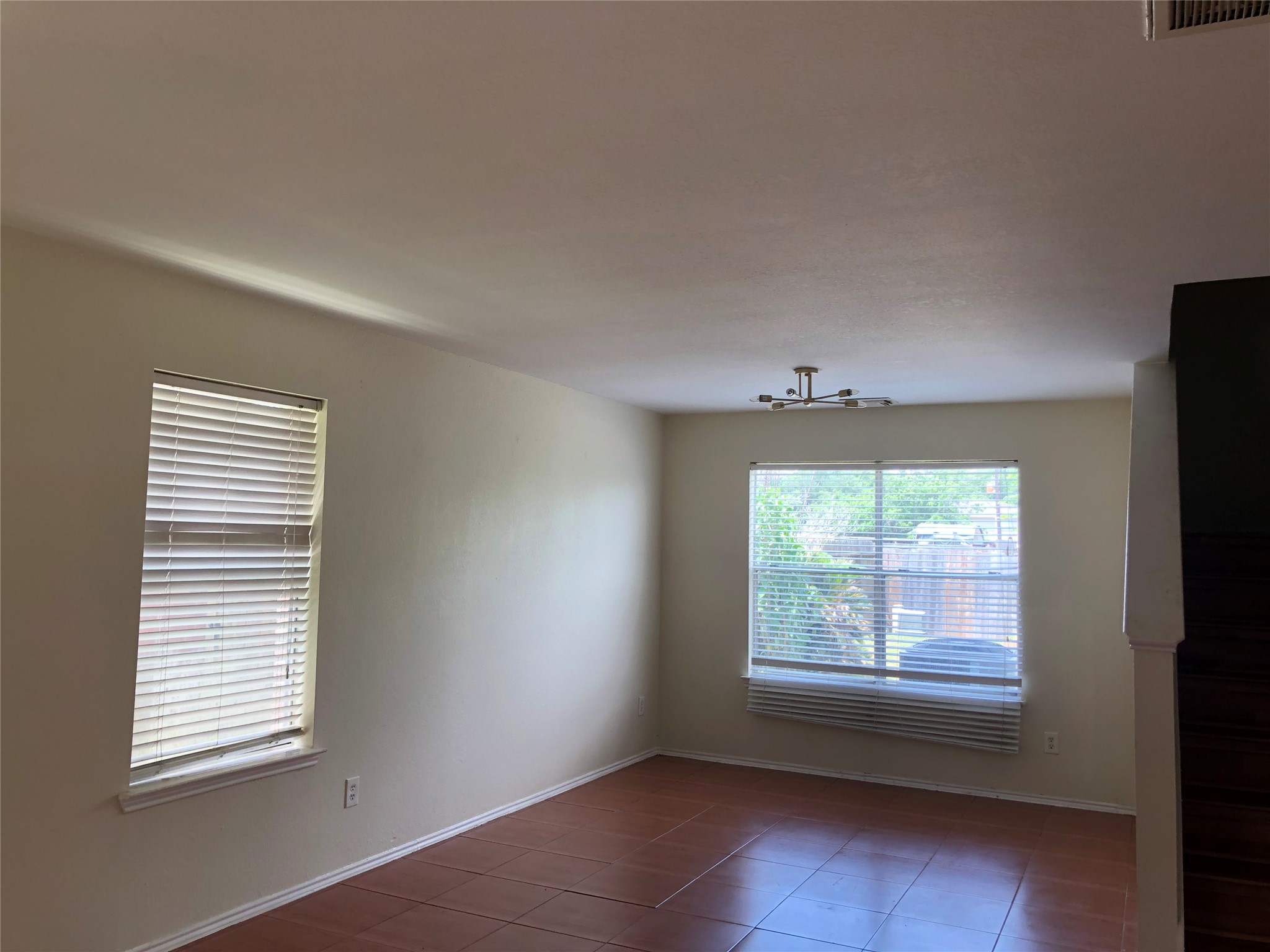 9515 Eaglewood Spring Drive Property Photo 14