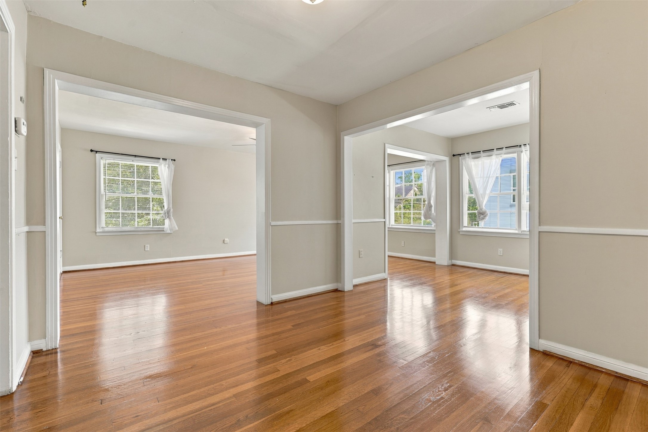 4505 Larch Lane B Property Photo 14