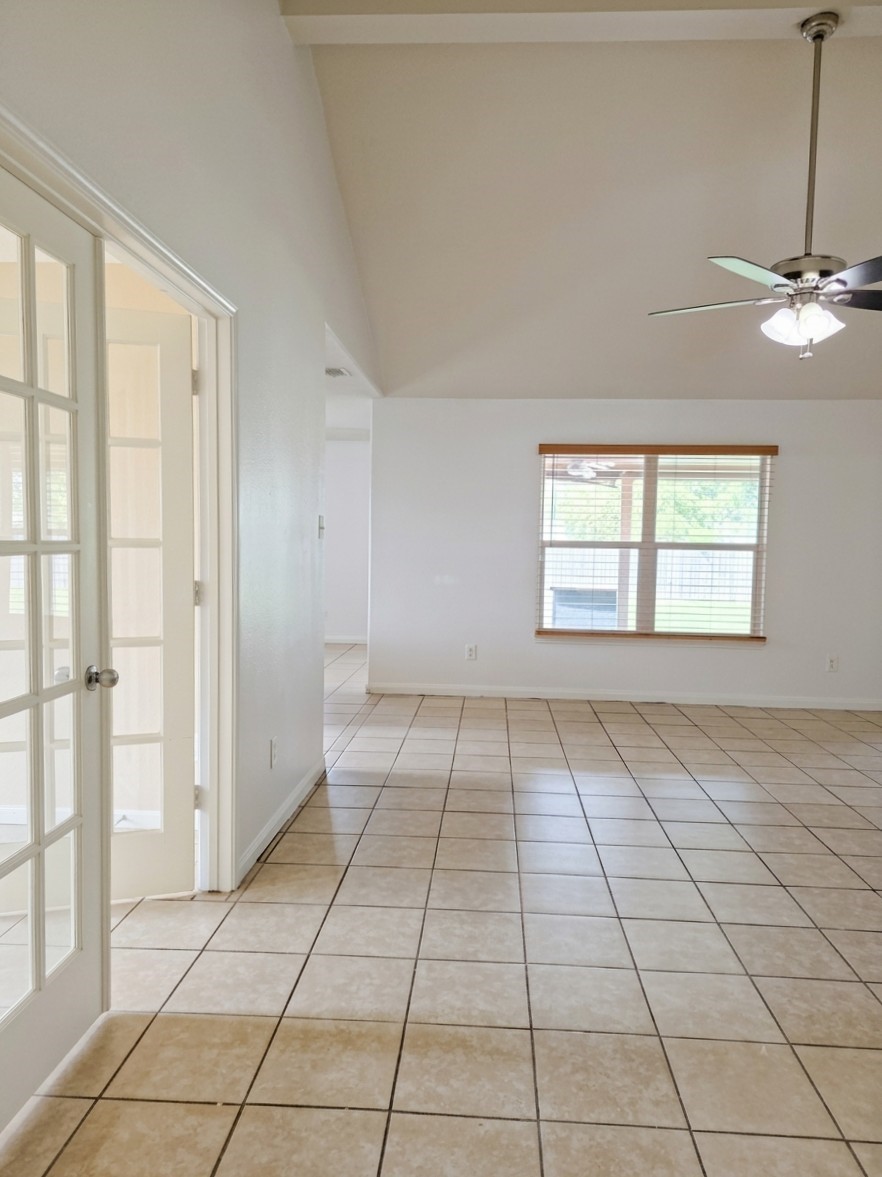 18962 Ranchcrest Drive Property Photo 13