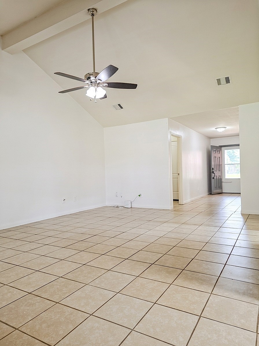 18962 Ranchcrest Drive Property Photo 14