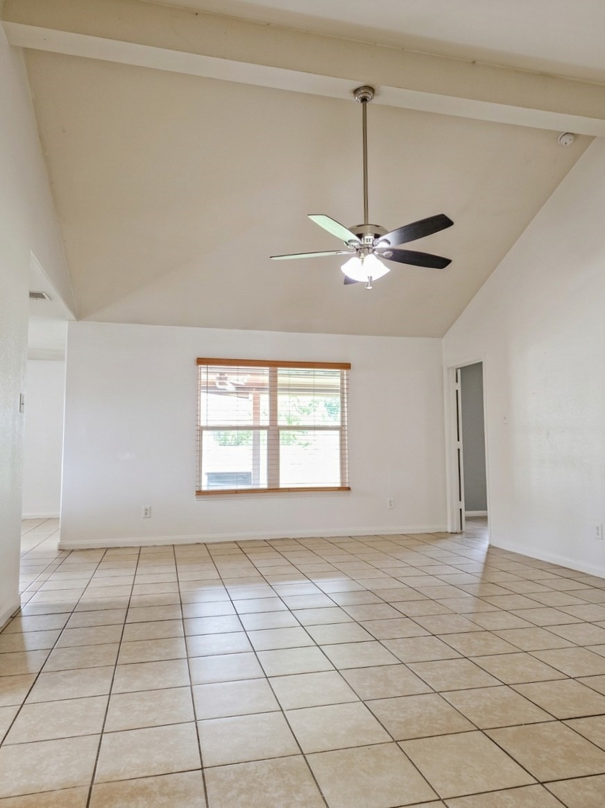18962 Ranchcrest Drive Property Photo 16