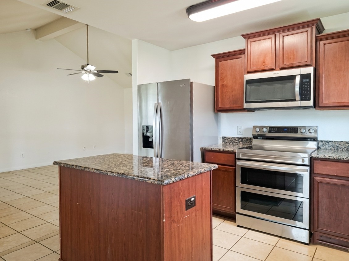 18962 Ranchcrest Drive Property Photo 22
