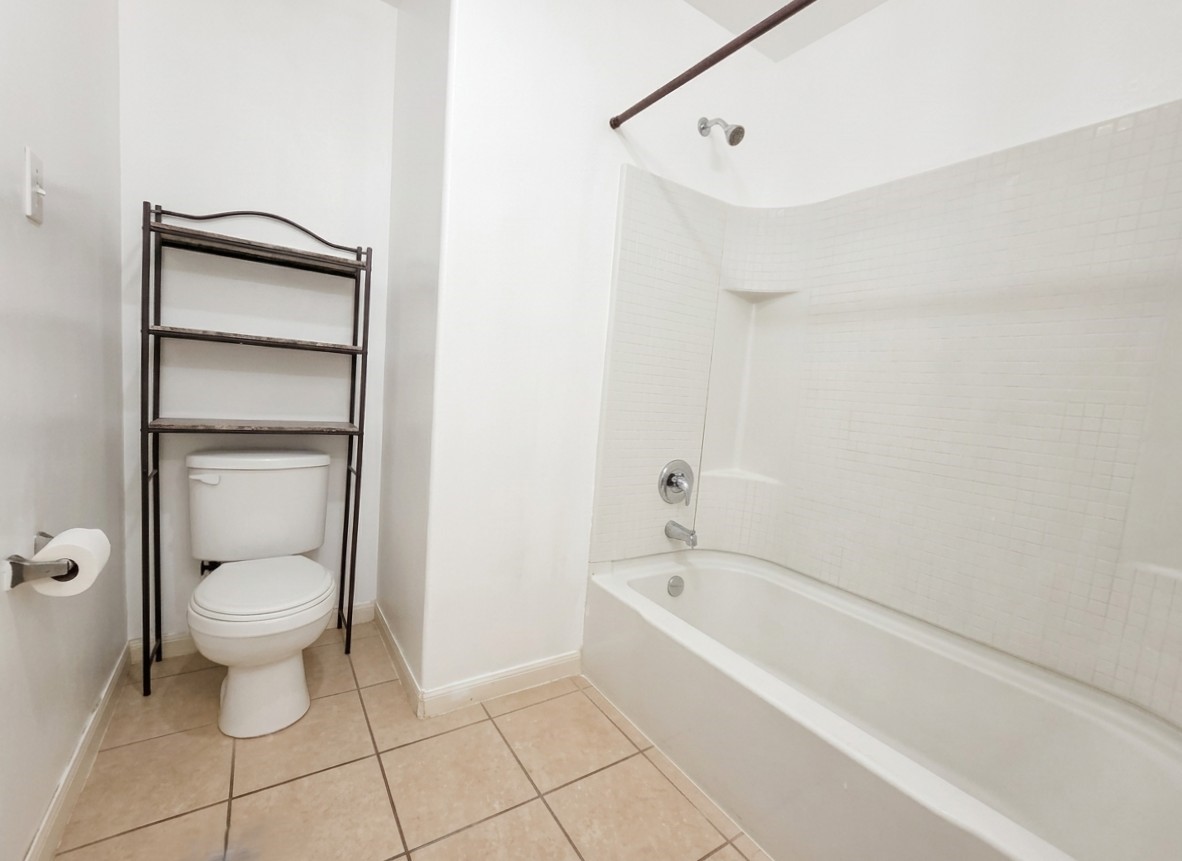 18962 Ranchcrest Drive Property Photo 34