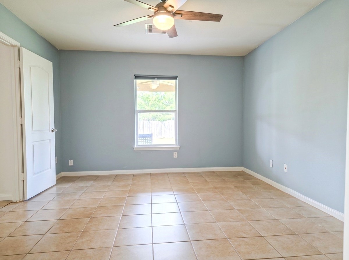 18962 Ranchcrest Drive Property Photo 38