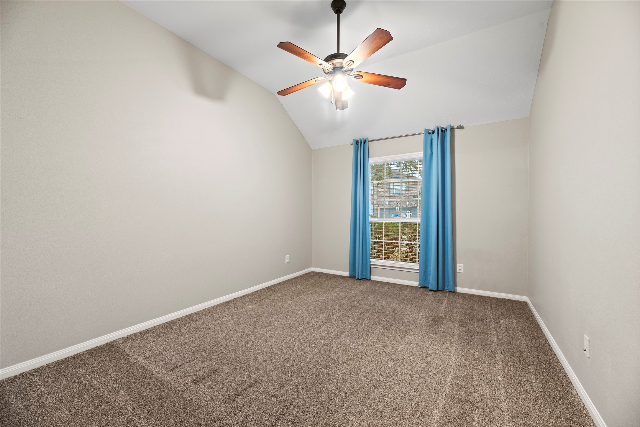 3106 London Lane Property Photo 33