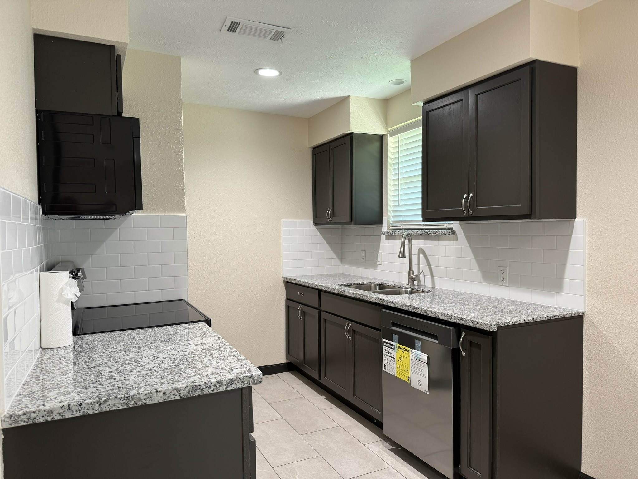 16806 Tibet Road Property Photo 4