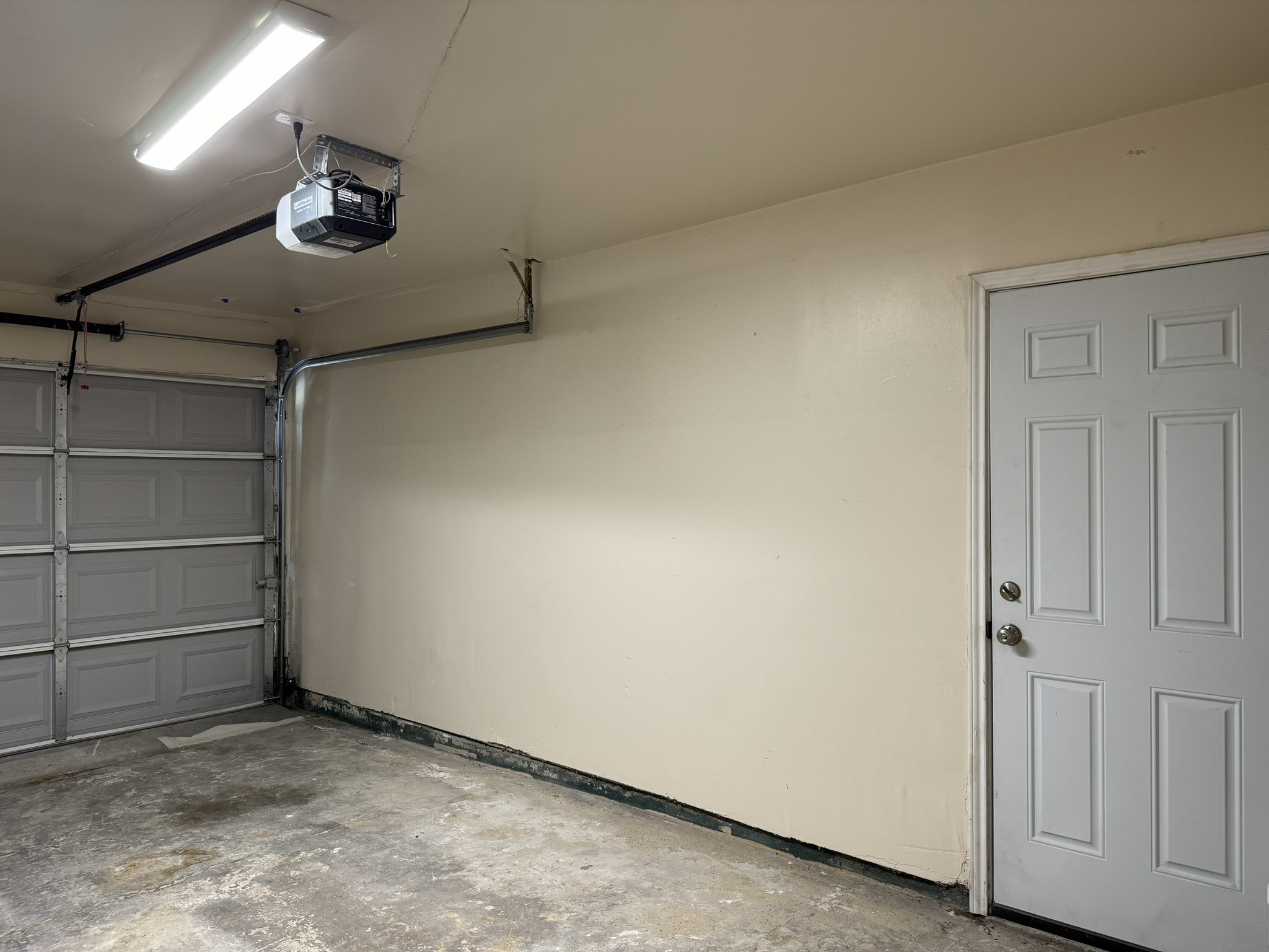 16806 Tibet Road Property Photo 16