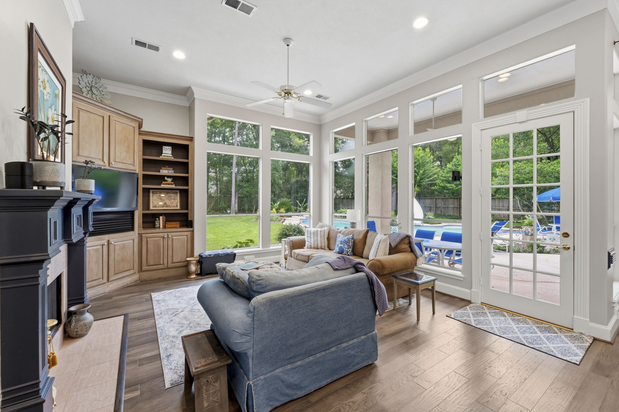 54 N Wooded Brook Circle Property Photo 3