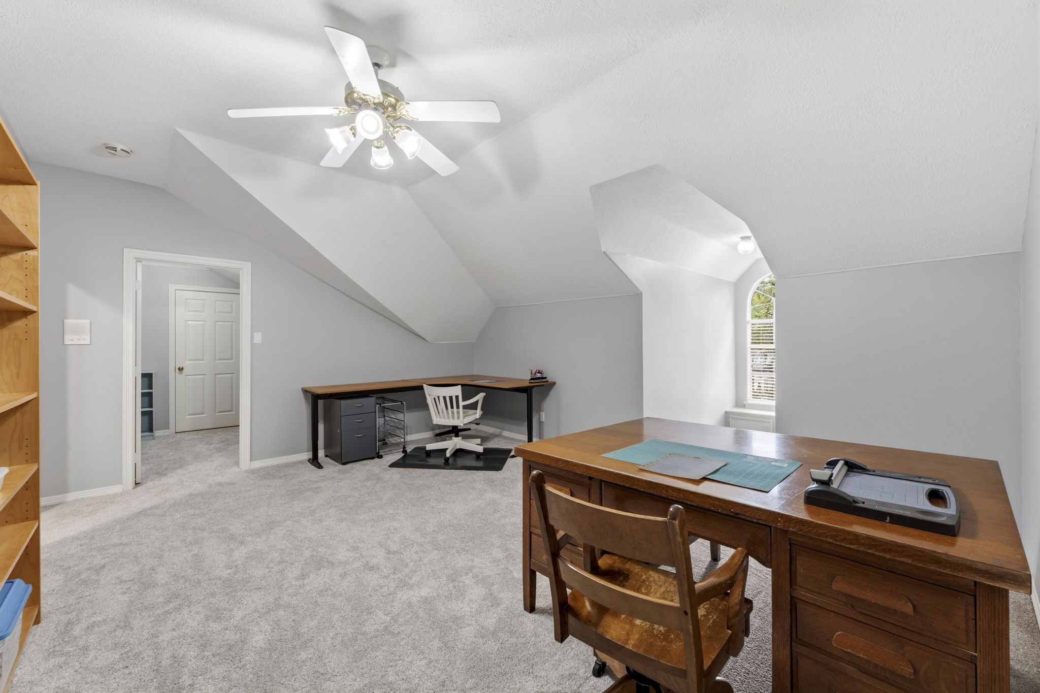 54 N Wooded Brook Circle Property Photo 19