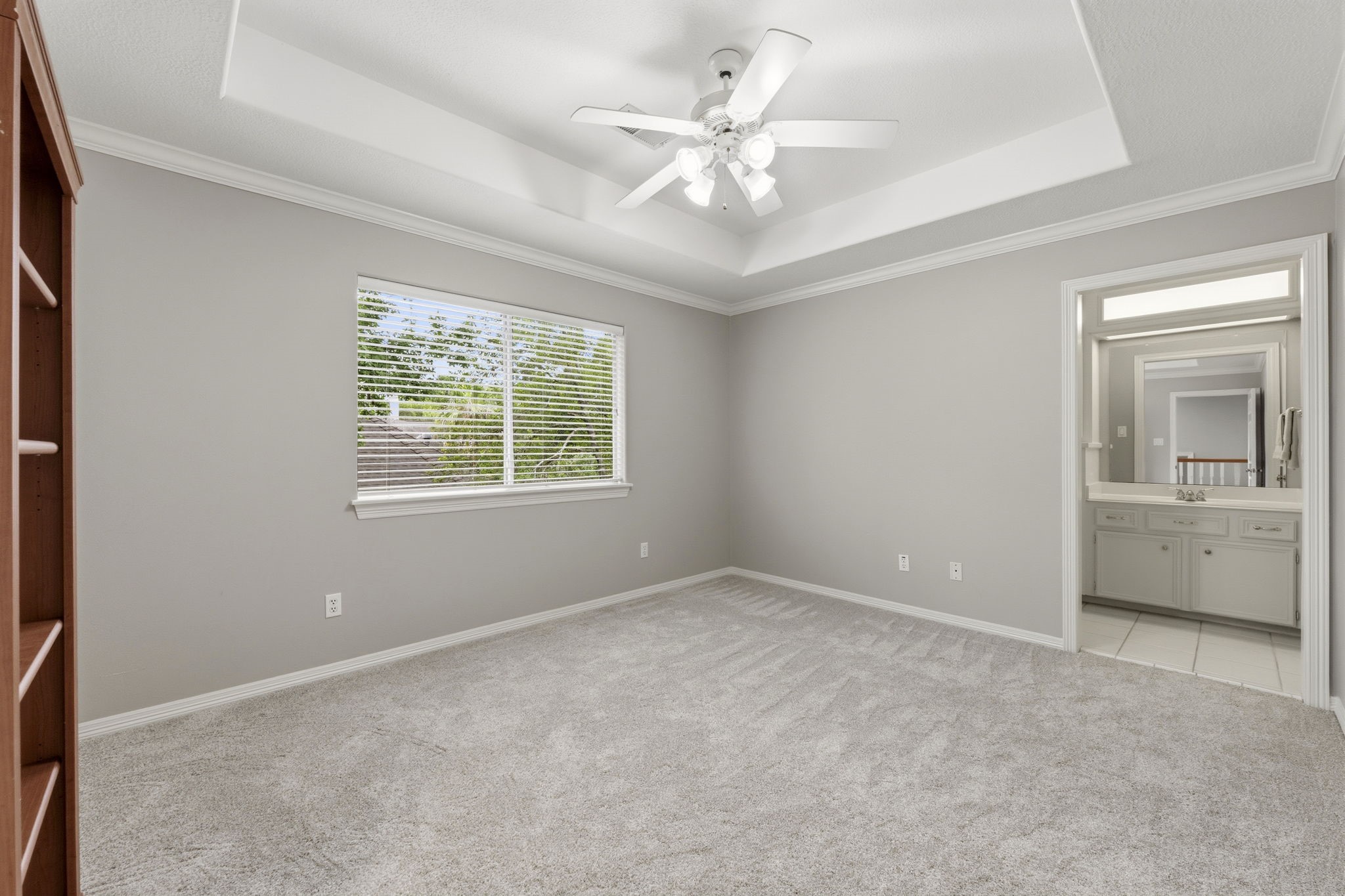 54 N Wooded Brook Circle Property Photo 24
