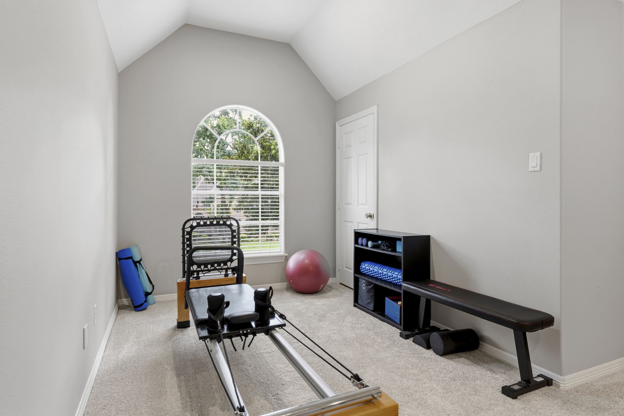 54 N Wooded Brook Circle Property Photo 27