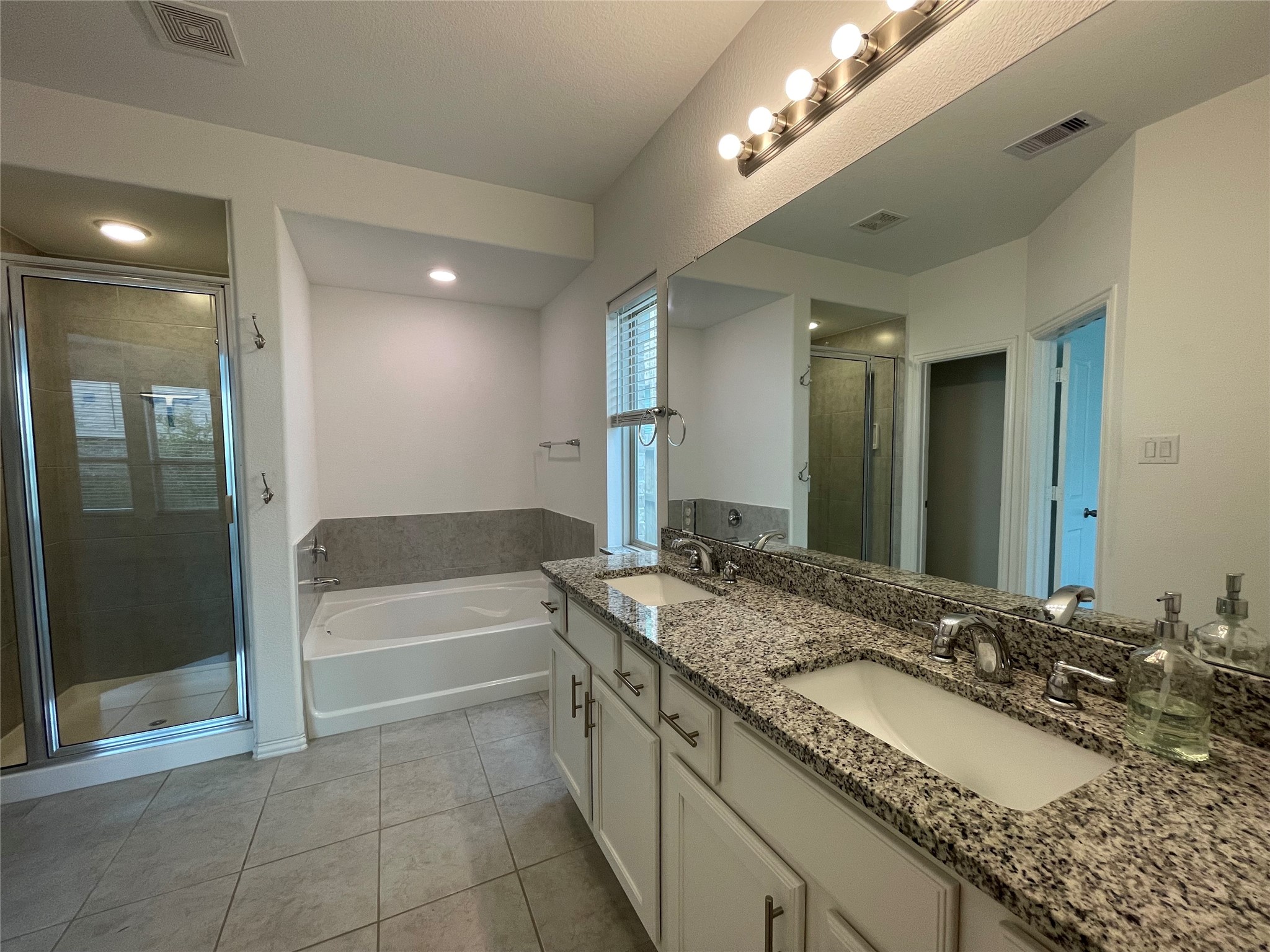308 Tangle Birch Court Property Photo 14
