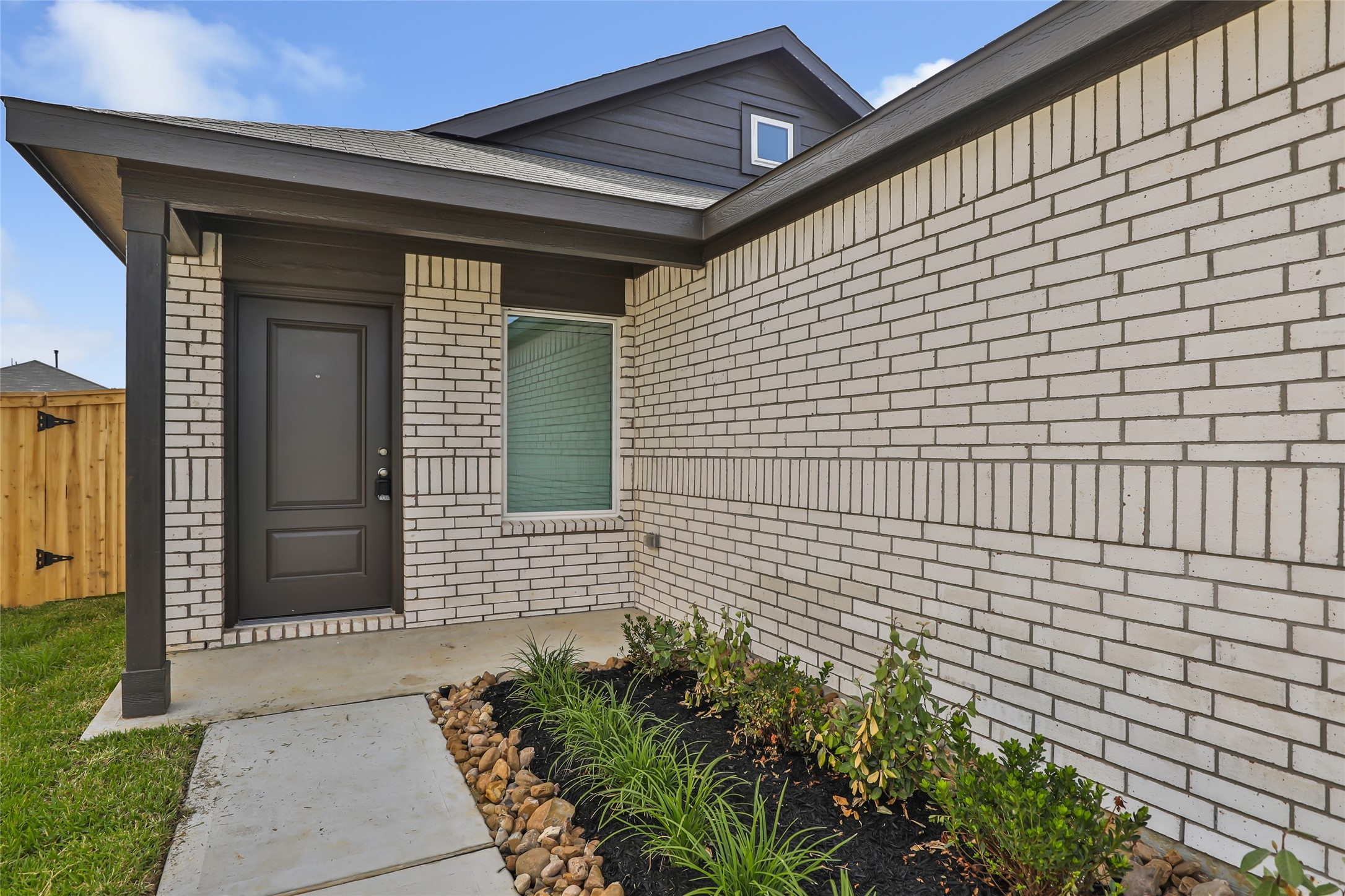 917 Capracotta Drive Property Photo 2