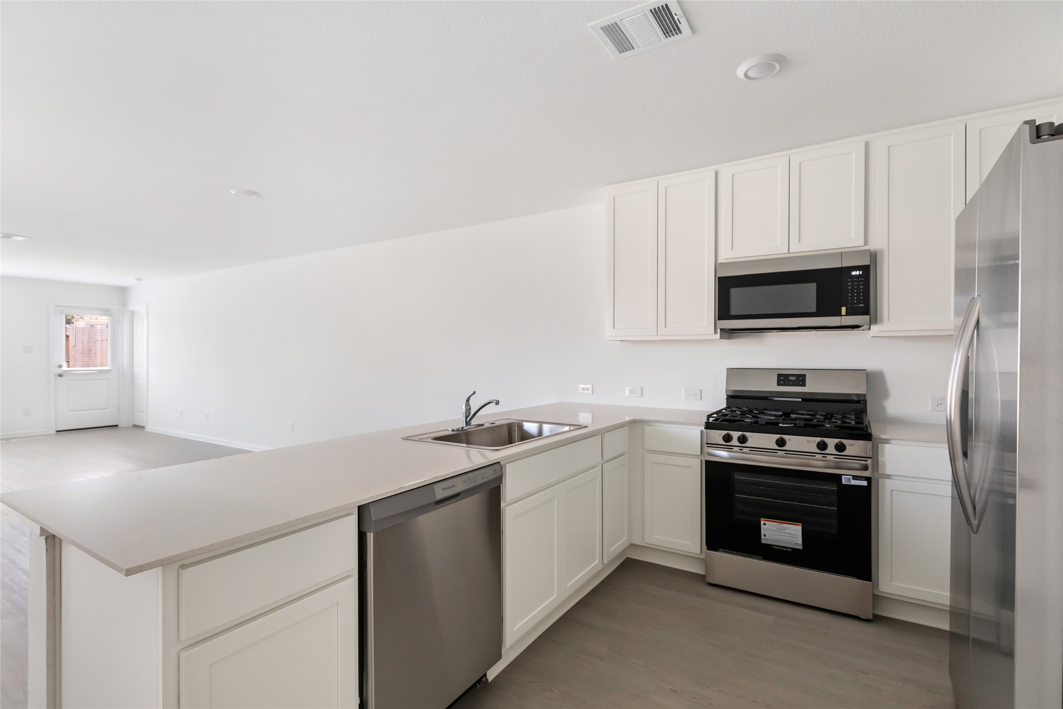 917 Capracotta Drive Property Photo 17