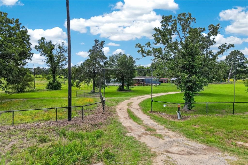 11648 Fm 2000 Property Photo 25