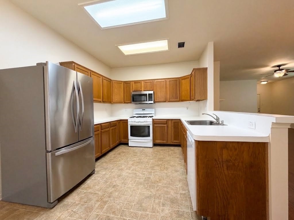 2710 Glen Cullen Lane Property Photo 6