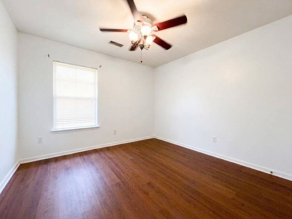 2710 Glen Cullen Lane Property Photo 15