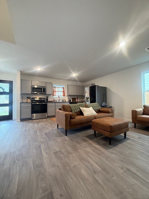 16400 Jasmine Marie Place Property Photo 3