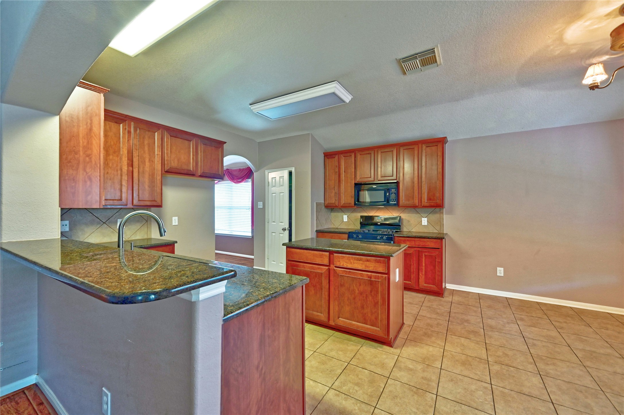 12606 Twin Flower Drive Property Photo 19