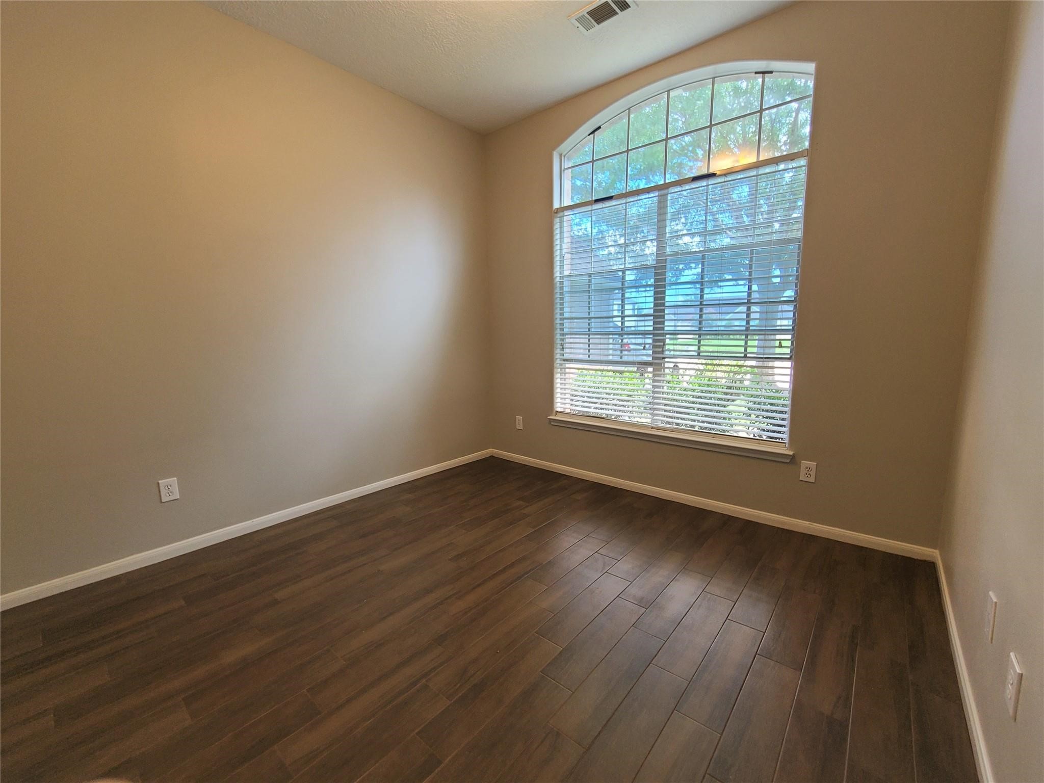18818 Harbor Key Circle Property Photo 12