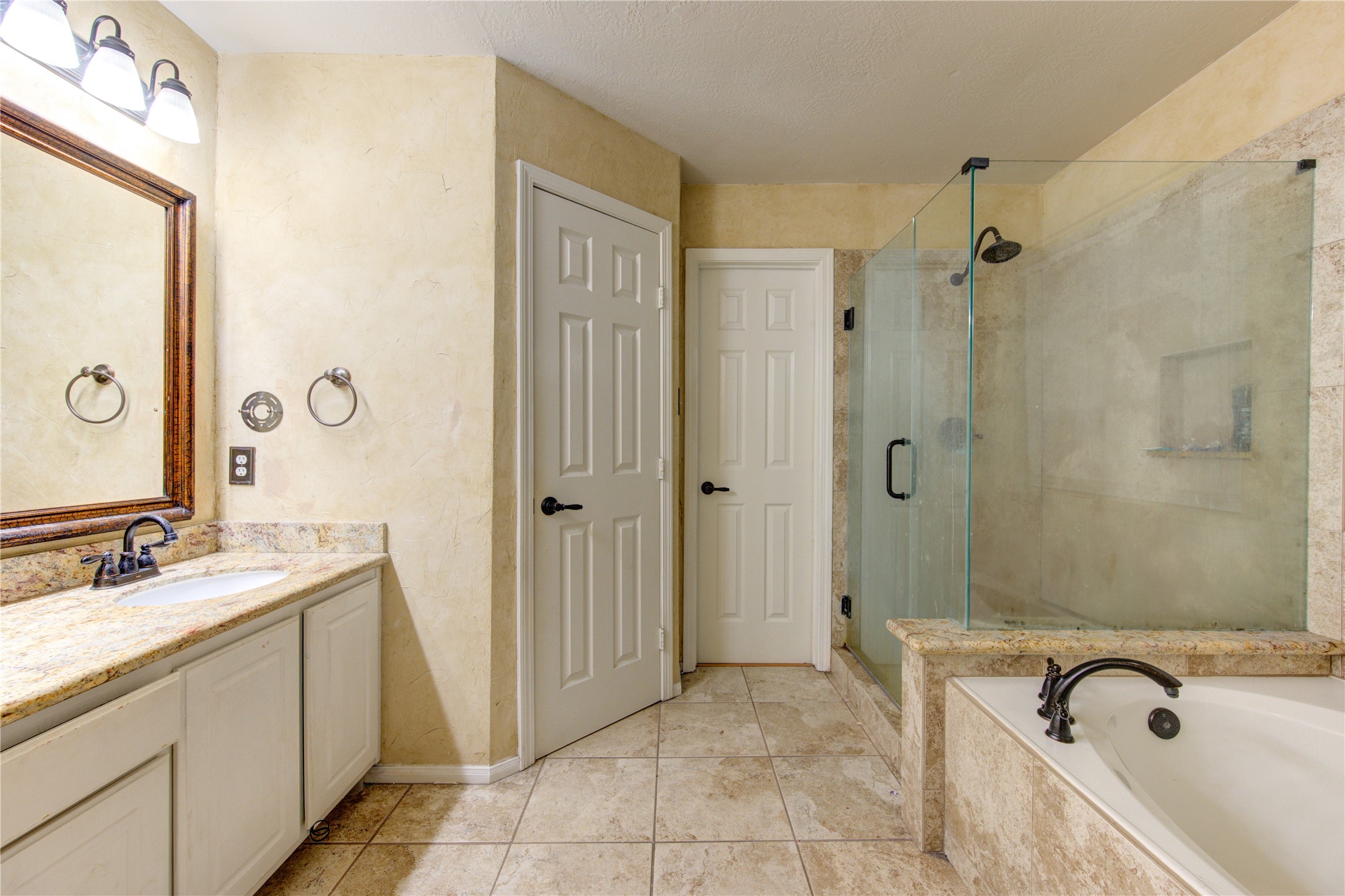 14703 Huntmont Drive Property Photo 16