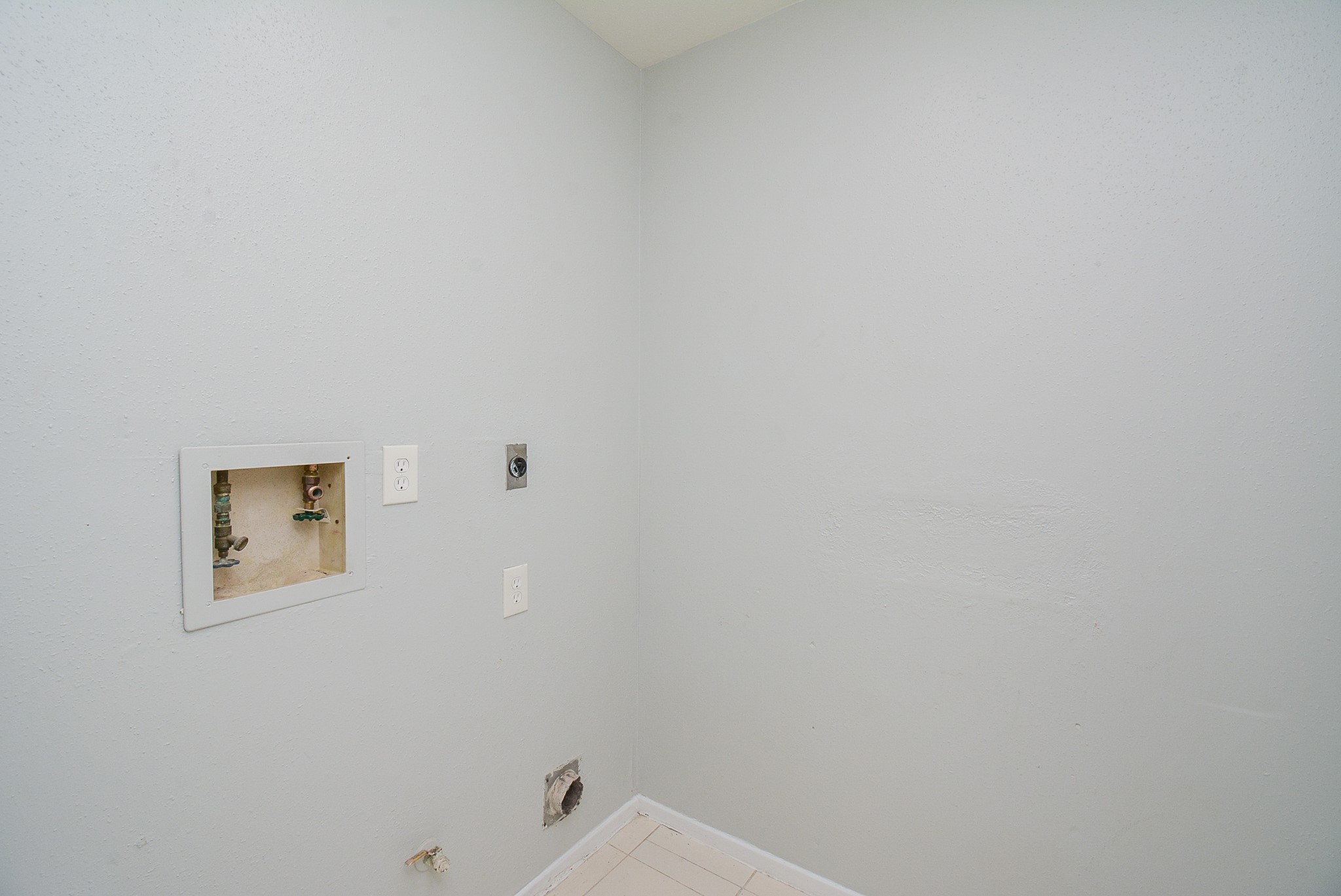 16518 Monte Carlo Lane Property Photo 15
