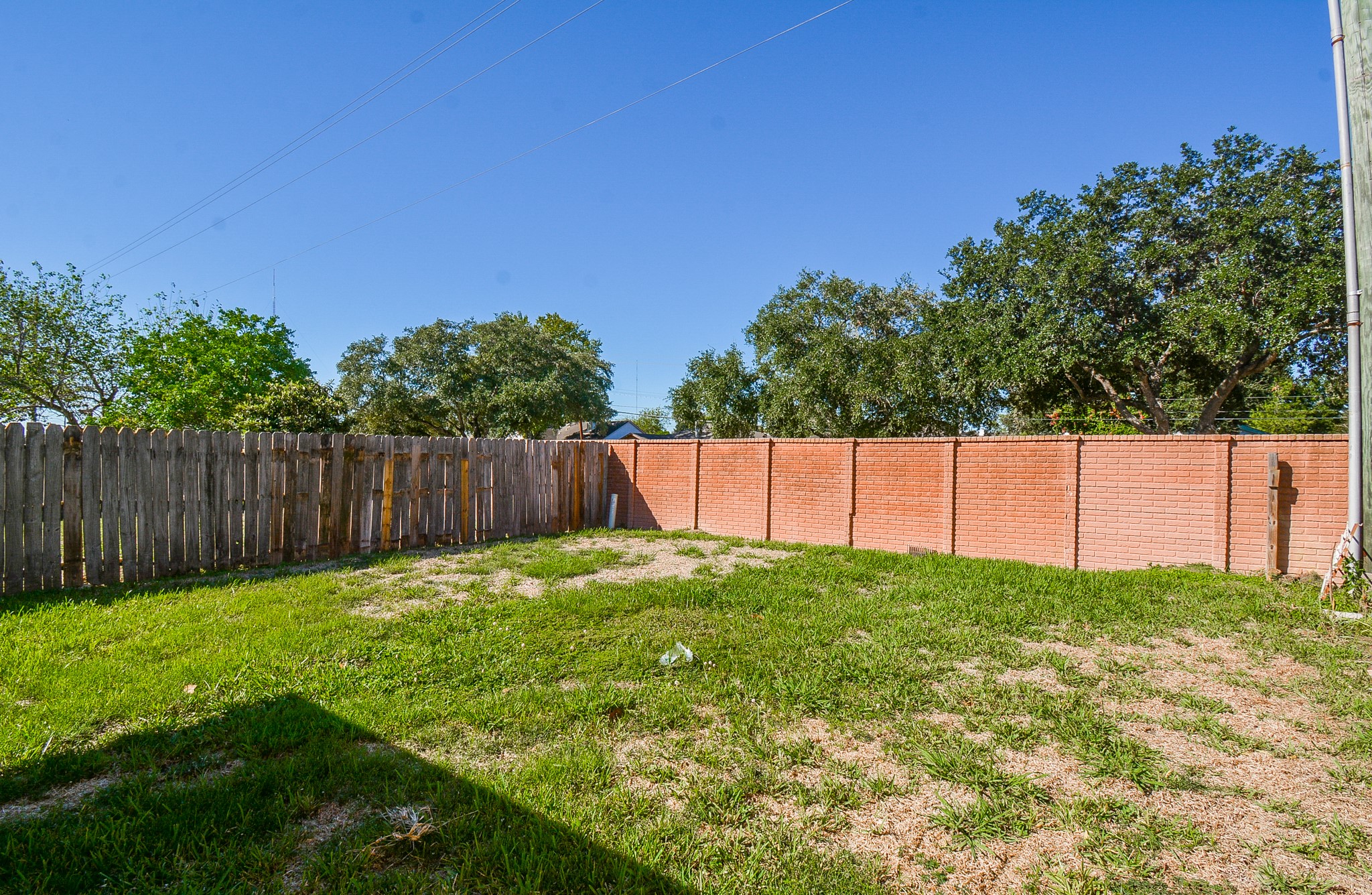 16518 Monte Carlo Lane Property Photo 27