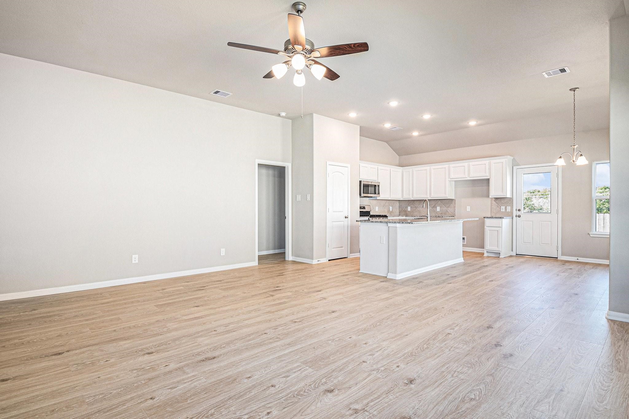 11123 Lulu Lane Property Photo 5