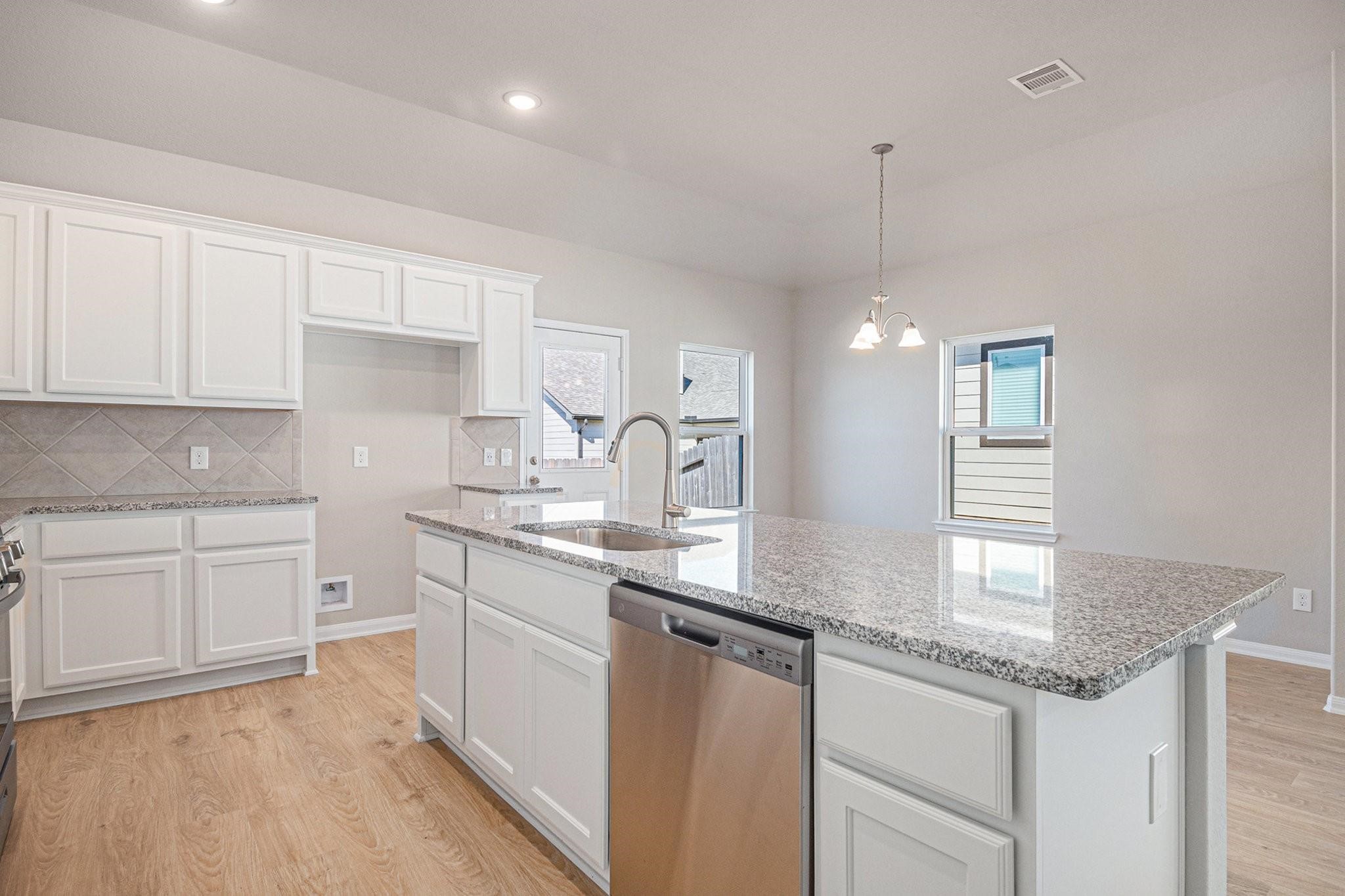 11123 Lulu Lane Property Photo 7