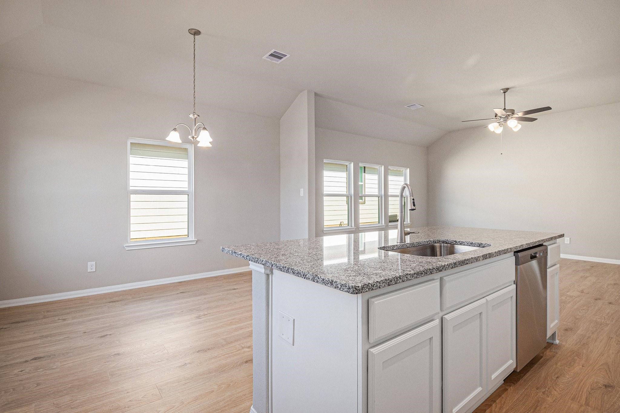 11123 Lulu Lane Property Photo 8