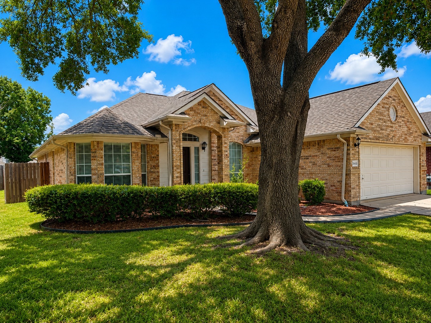 20410 Nelva Park Court Property Photo 3