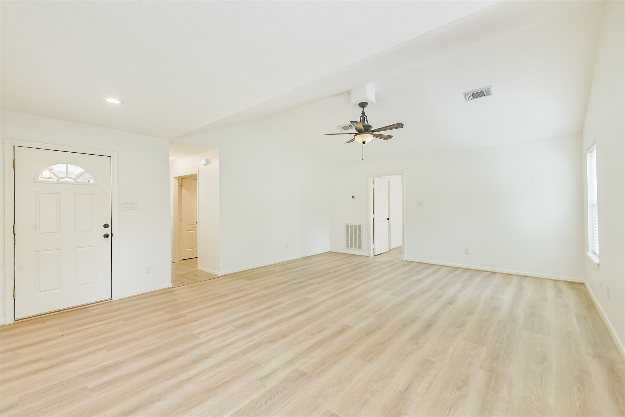 28814 Champion Oaks Drive Property Photo 8